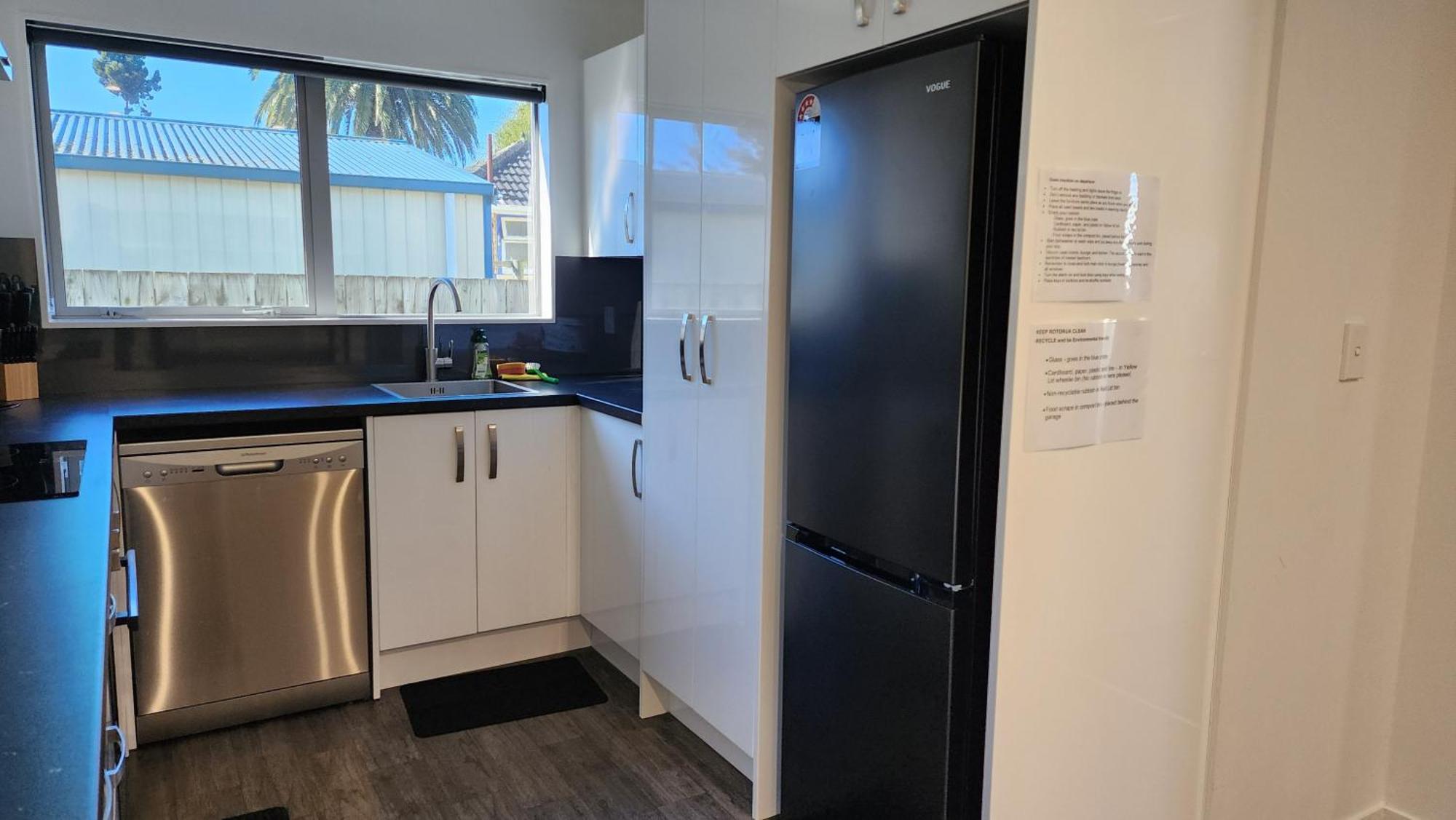 Oaktree Entire Holiday Home, Sleeps 8 To12 Rotorua Exteriér fotografie