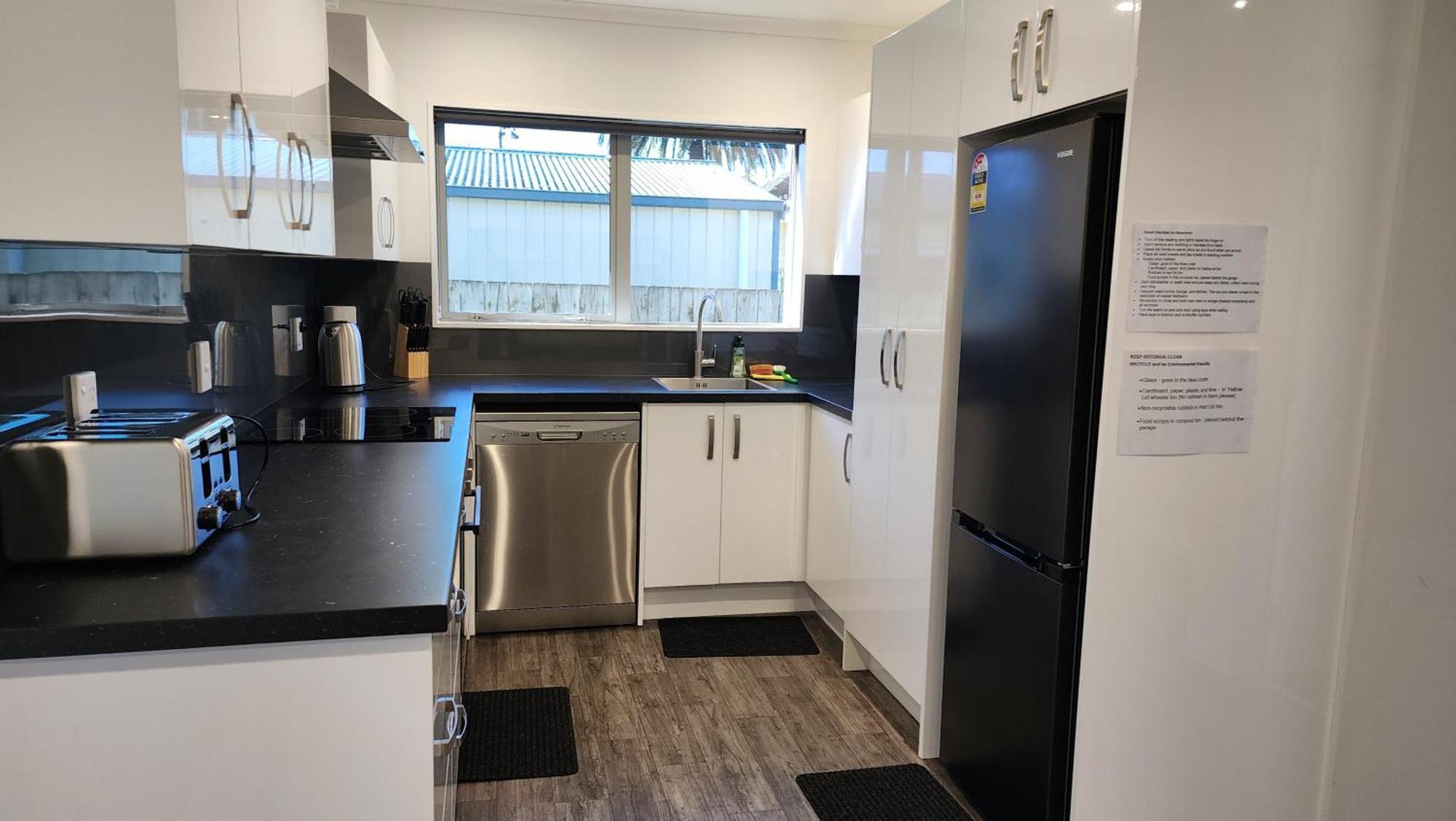 Oaktree Entire Holiday Home, Sleeps 8 To12 Rotorua Exteriér fotografie